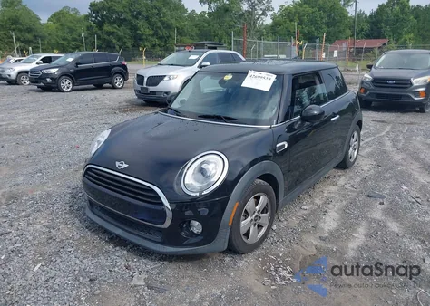 2016 Mini Hardtop Cooper from USA, damaged, VIN WMWXP5C5XG2D13487